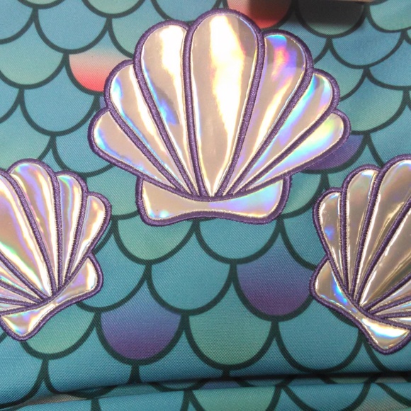 Loungefly Disney Little Mermaid Backpack Holograph - Picture 5 of 7